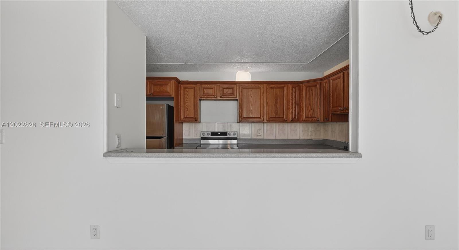 NARANJA LAKES CONDO NO 5 - Residential