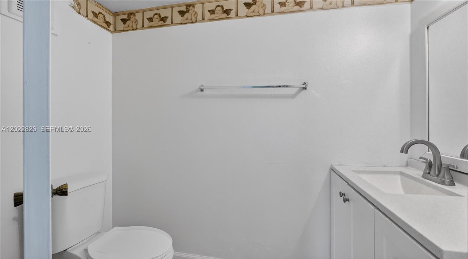 NARANJA LAKES CONDO NO 5 - Residential