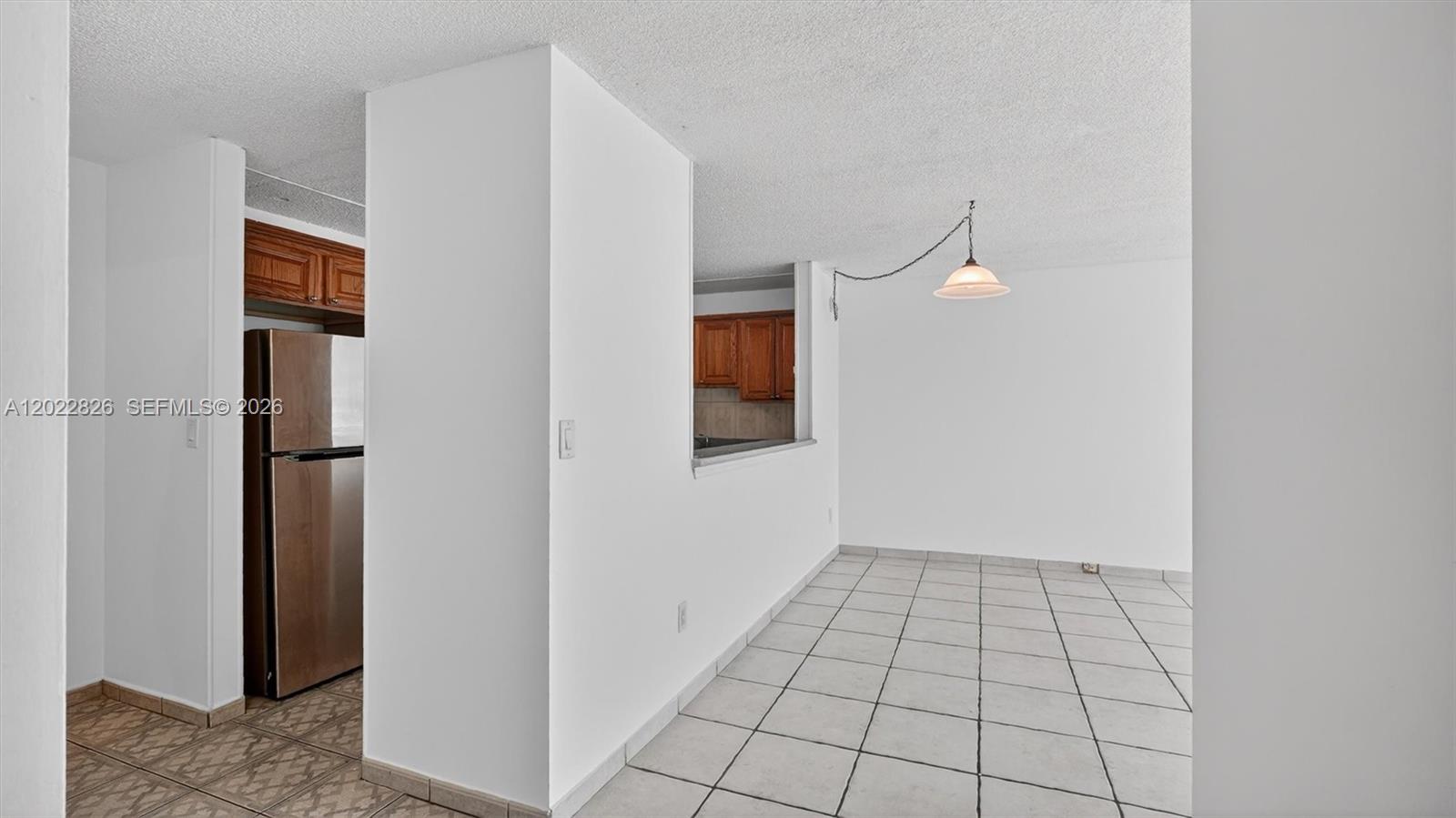 NARANJA LAKES CONDO NO 5 - Residential