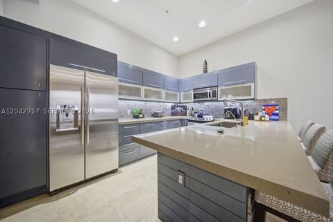 Tiny photo for 710 NE 3rd Ave, Fort Lauderdale, FL 33304 (MLS # A12042757)