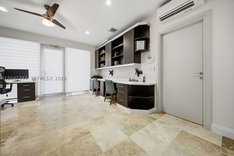 Tiny photo for 710 NE 3rd Ave, Fort Lauderdale, FL 33304 (MLS # A12042757)