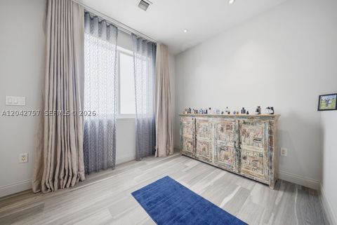 Tiny photo for 710 NE 3rd Ave, Fort Lauderdale, FL 33304 (MLS # A12042757)