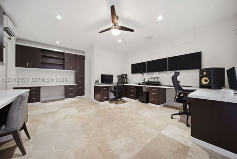 Tiny photo for 710 NE 3rd Ave, Fort Lauderdale, FL 33304 (MLS # A12042757)