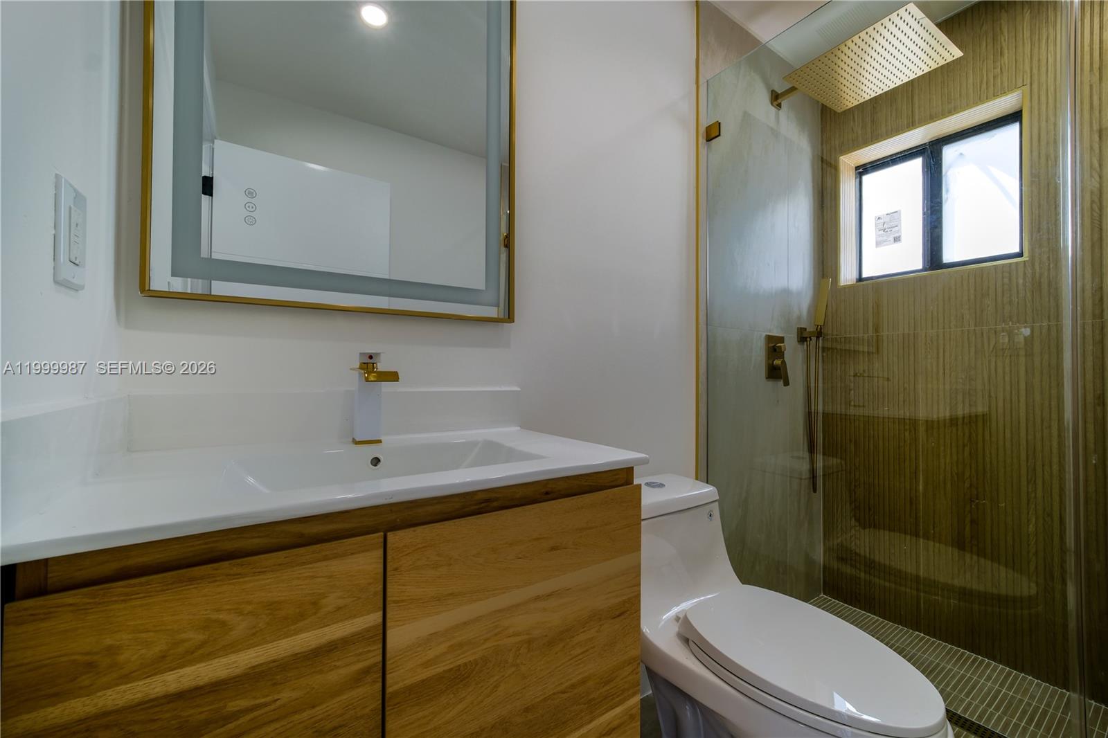 CORAL WAY VILLAGE SEC A P - Residential