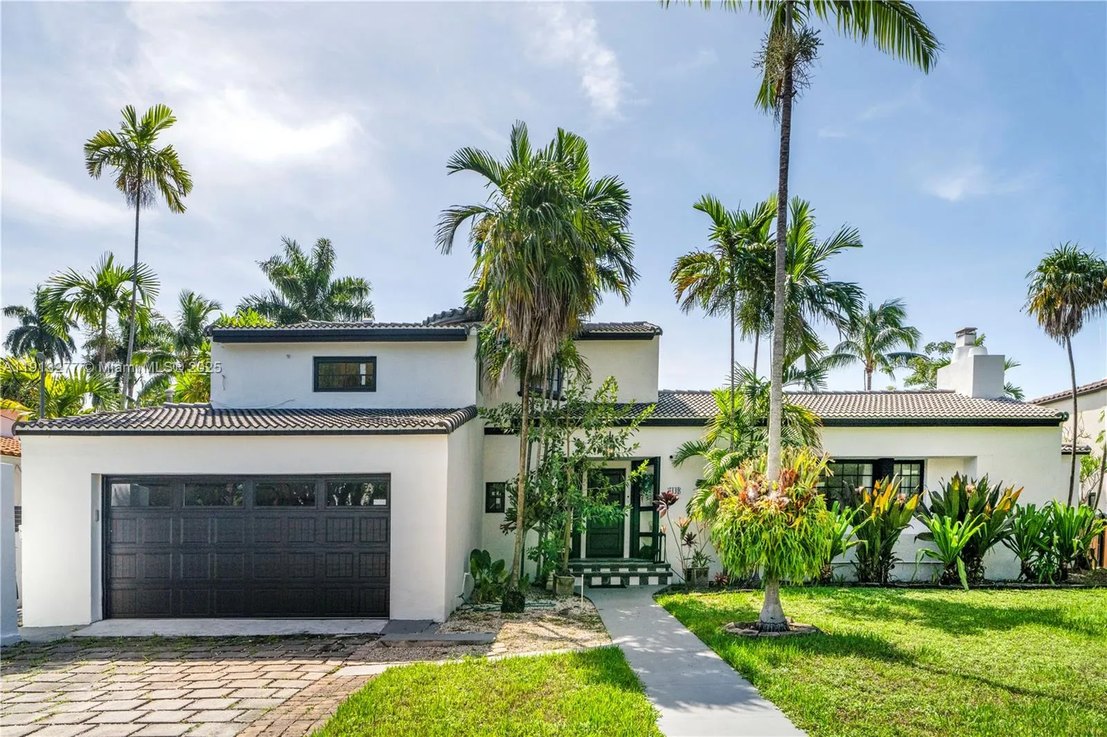 Miami Beach, Florida 33140, United States, 5 Bedrooms Bedrooms, ,5 BathroomsBathrooms,Residential,Active,243387