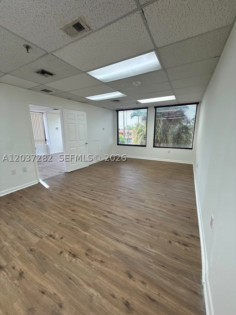 2100 W 76th St 210
