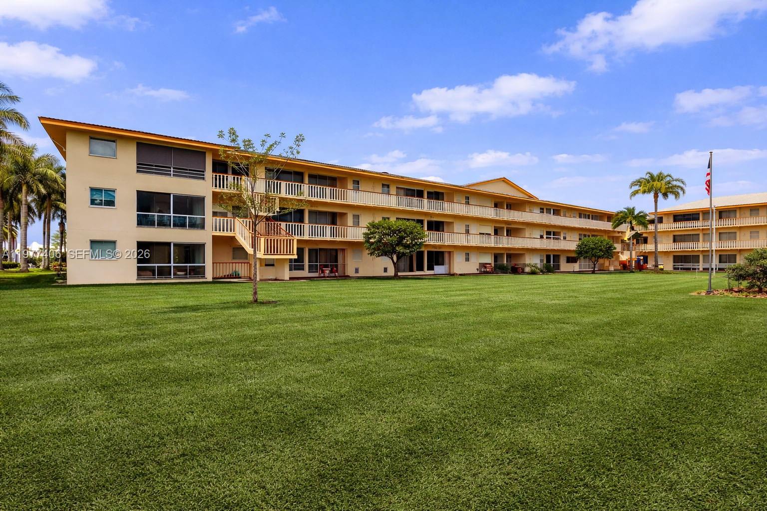 BEVERLY HILLS CONDO NUMBE - Residential