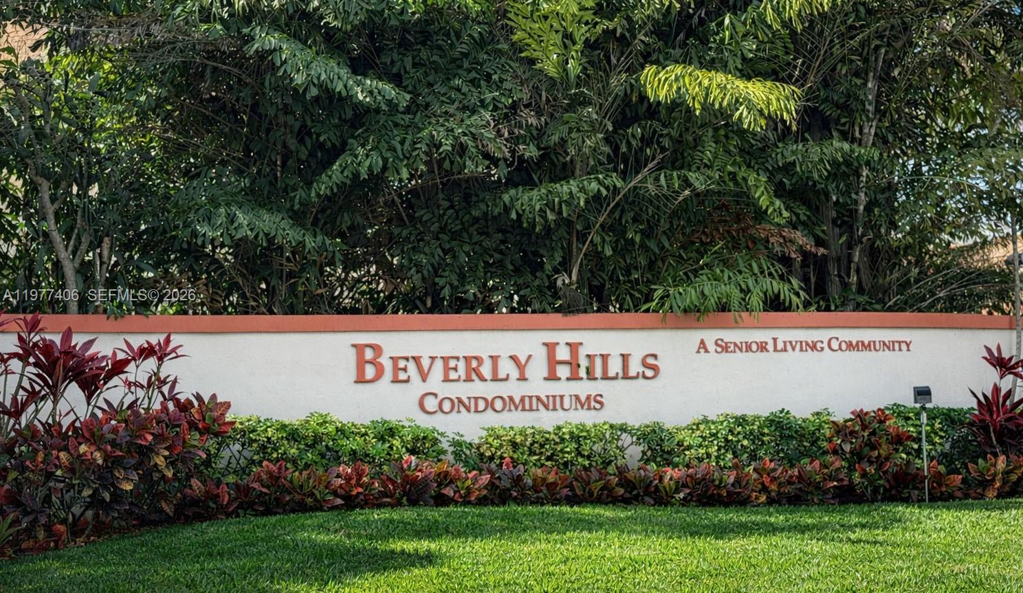 BEVERLY HILLS CONDO NUMBE - Residential
