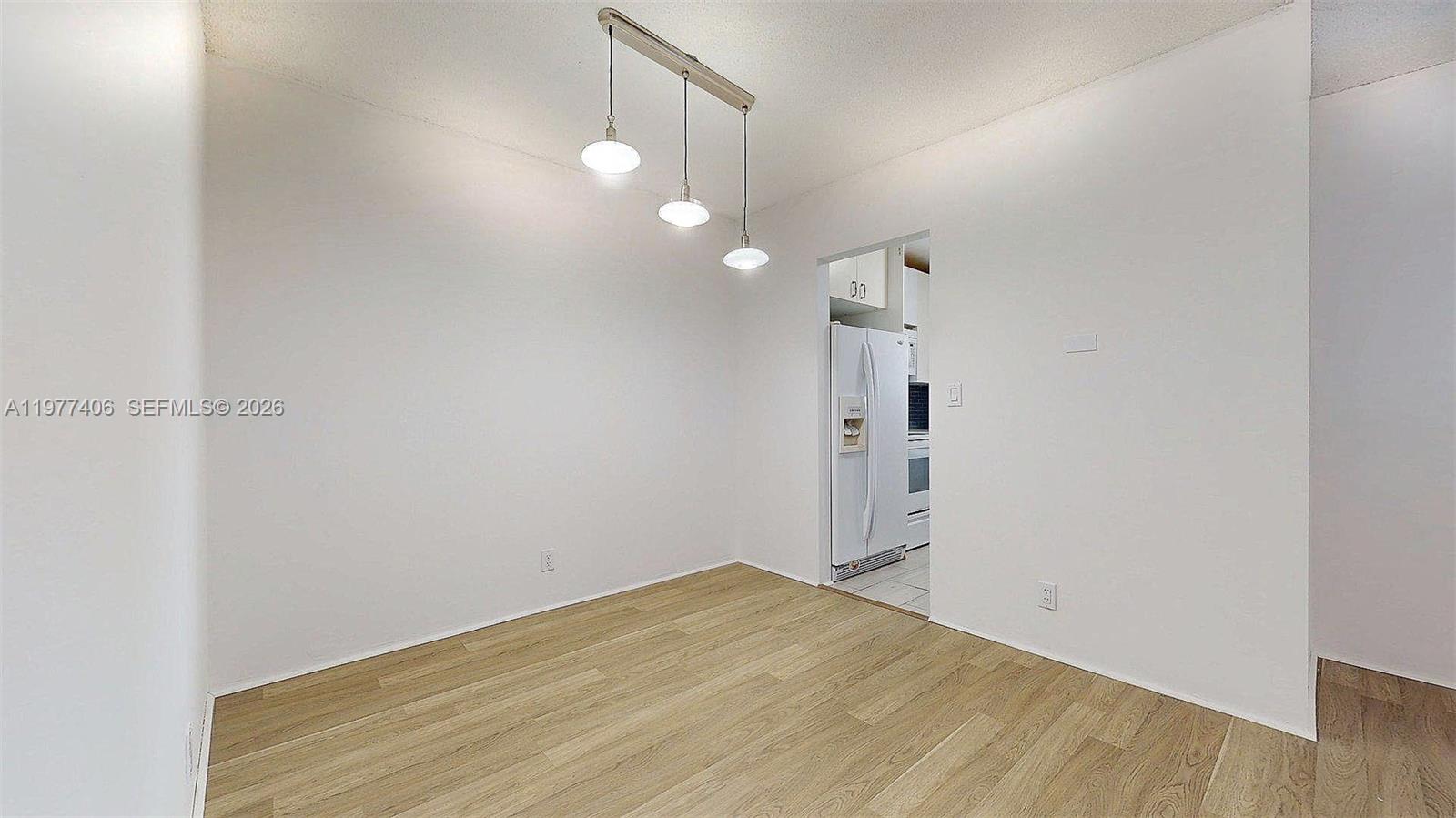 BEVERLY HILLS CONDO NUMBE - Residential