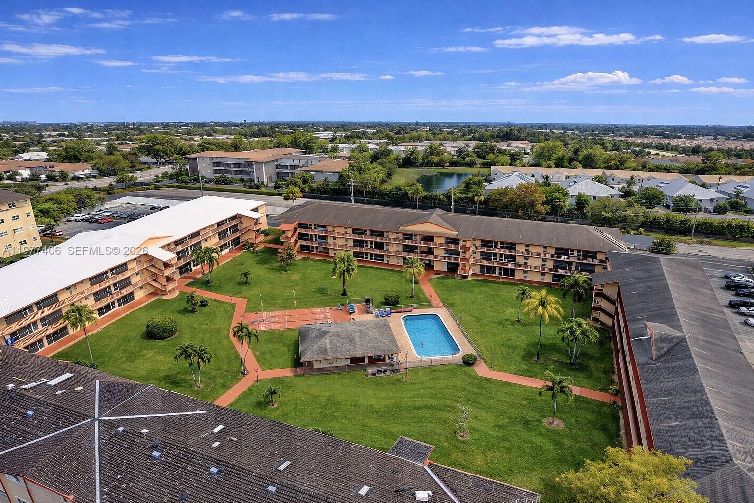 BEVERLY HILLS CONDO NUMBE - Residential