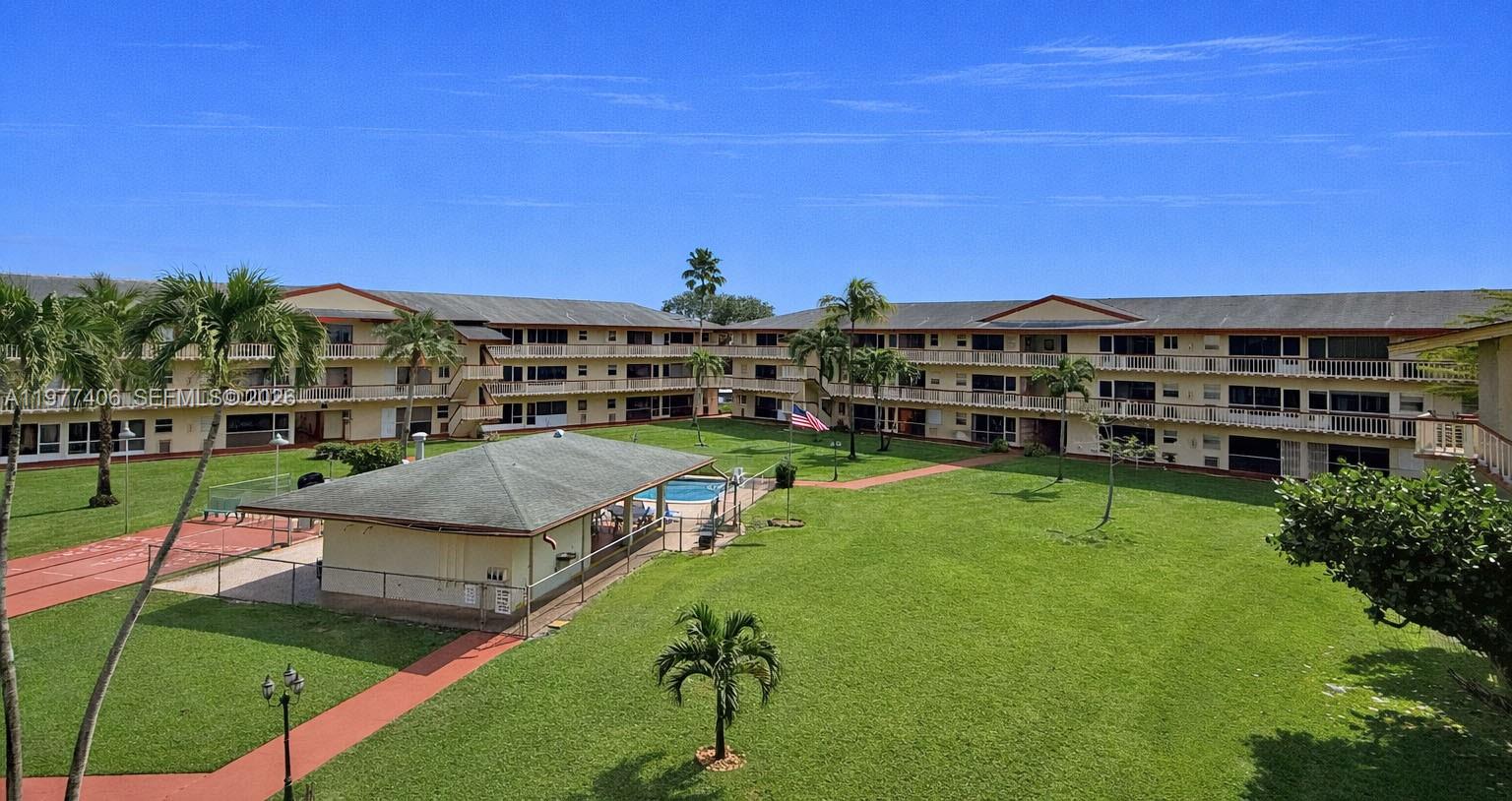 BEVERLY HILLS CONDO NUMBE - Residential