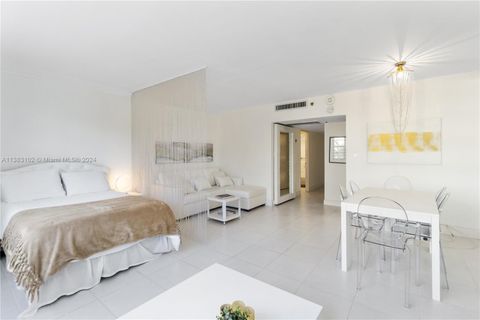 100 Lincoln Rd 306 Miami Beach FL 33139