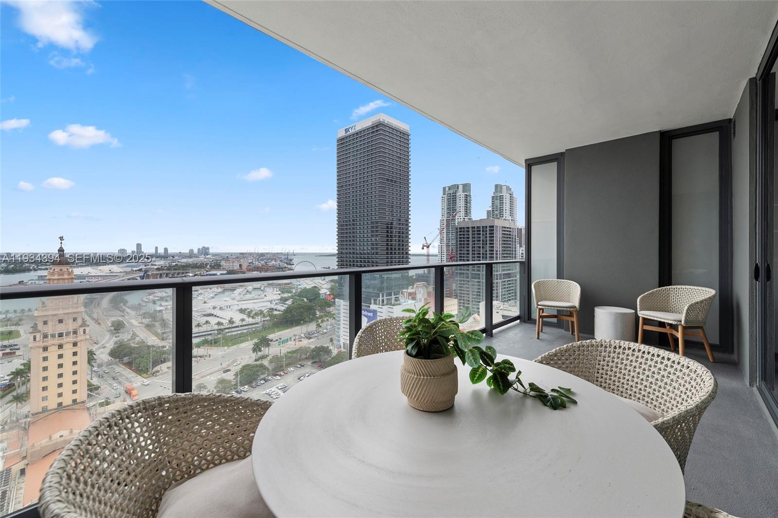 Gale Miami - Residential