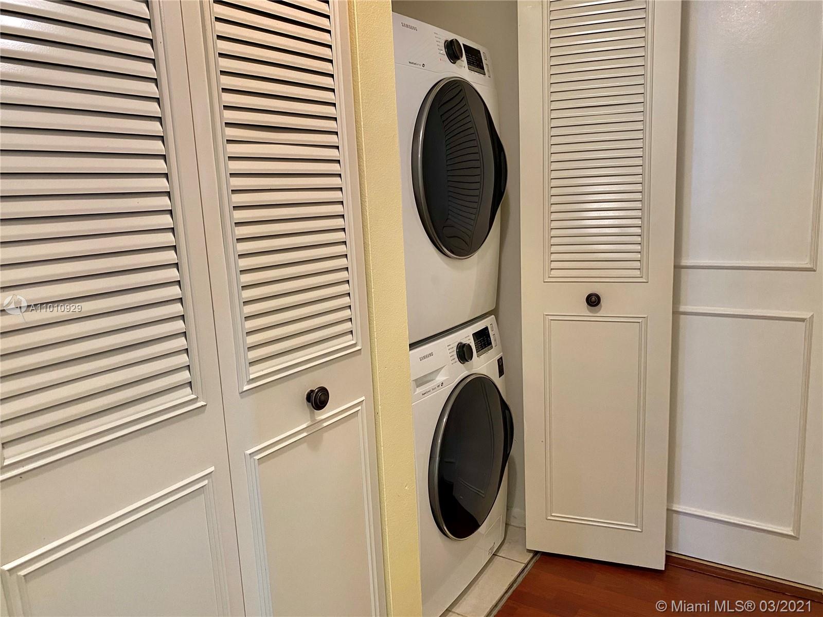 ROYAL PALM AT PLANTATION - Residential Lease