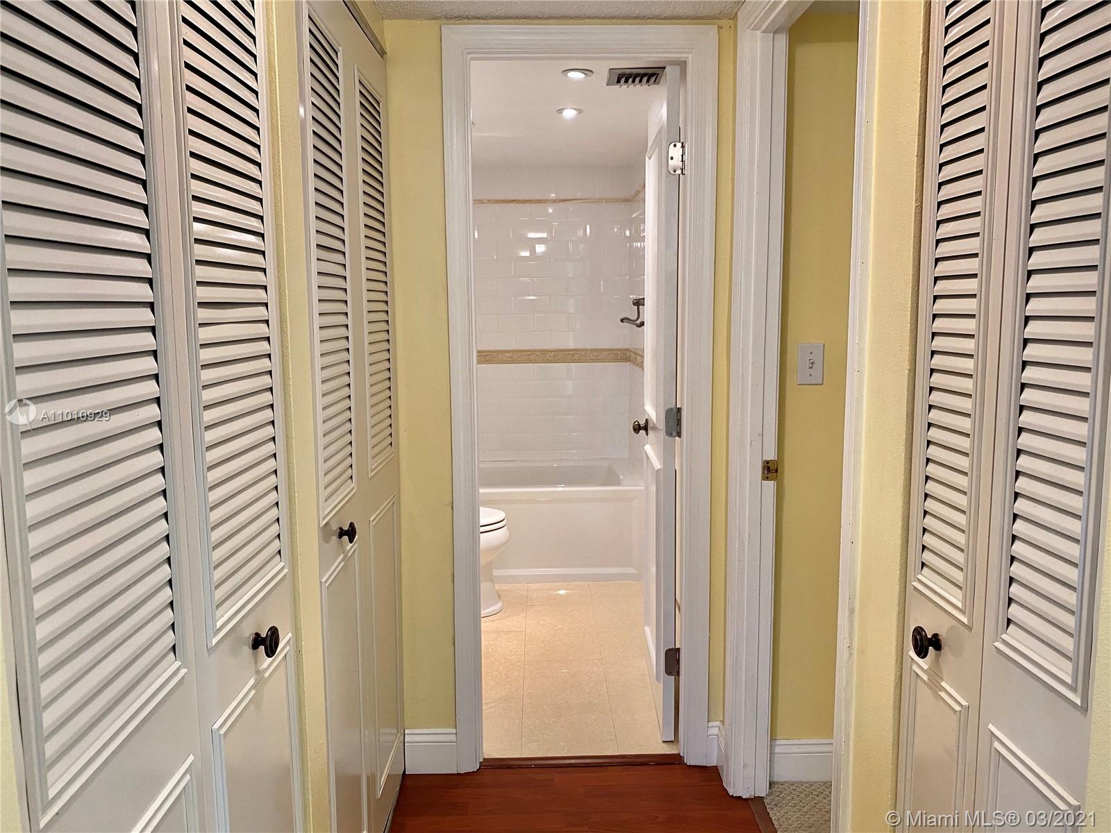 ROYAL PALM AT PLANTATION - Residential Lease