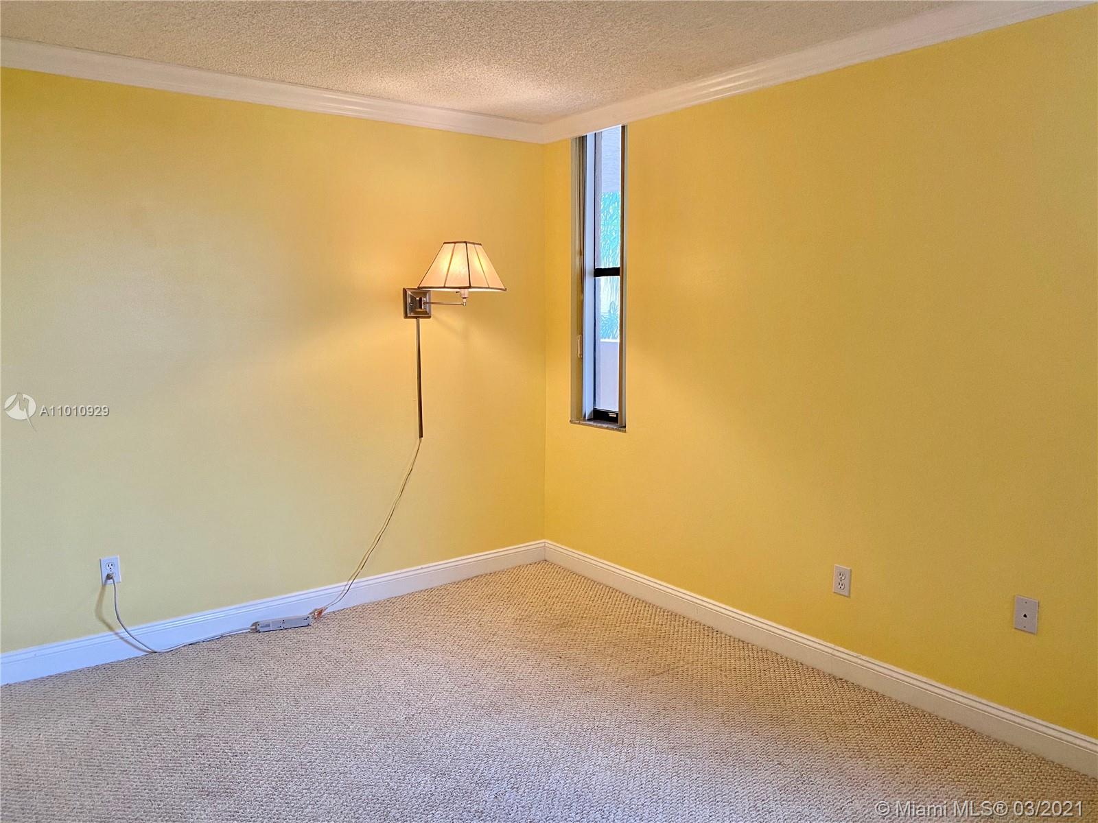 ROYAL PALM AT PLANTATION - Residential Lease