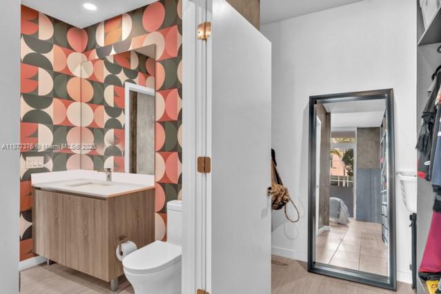 QUADRO CONDO - Residential