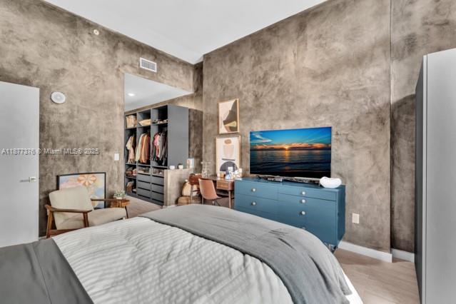 QUADRO CONDO - Residential