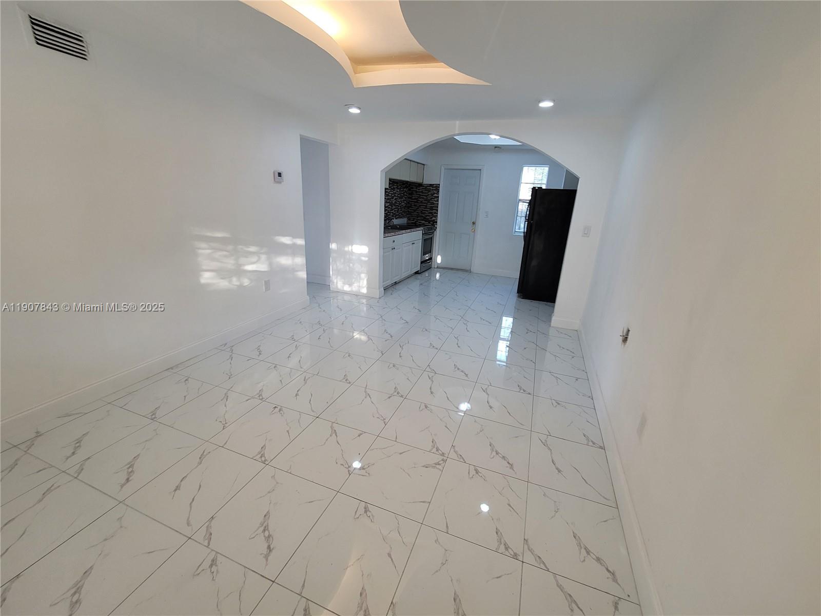 SEVENTEENTH AVE HEIGHTS - Residential Income