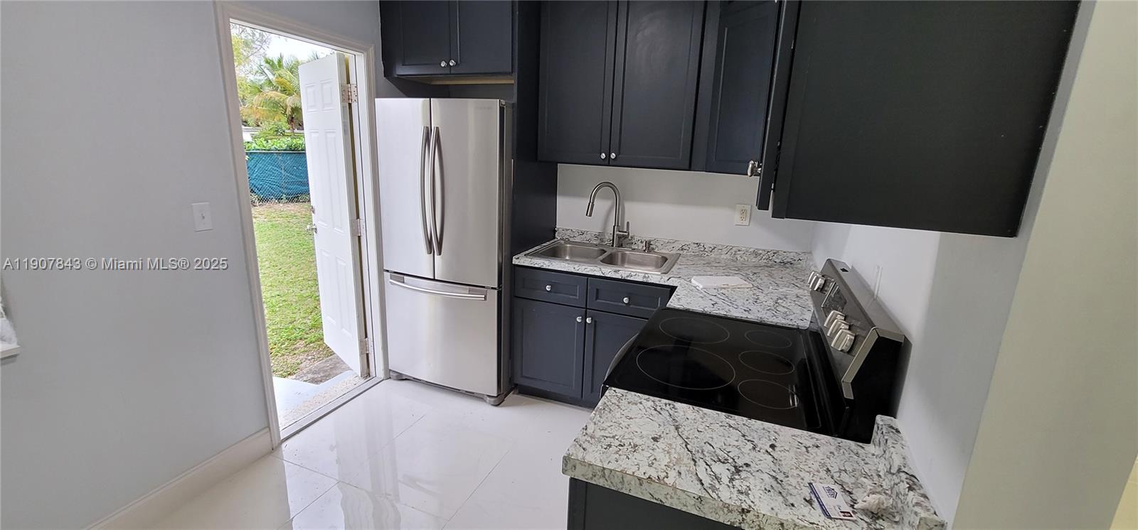 SEVENTEENTH AVE HEIGHTS - Residential Income