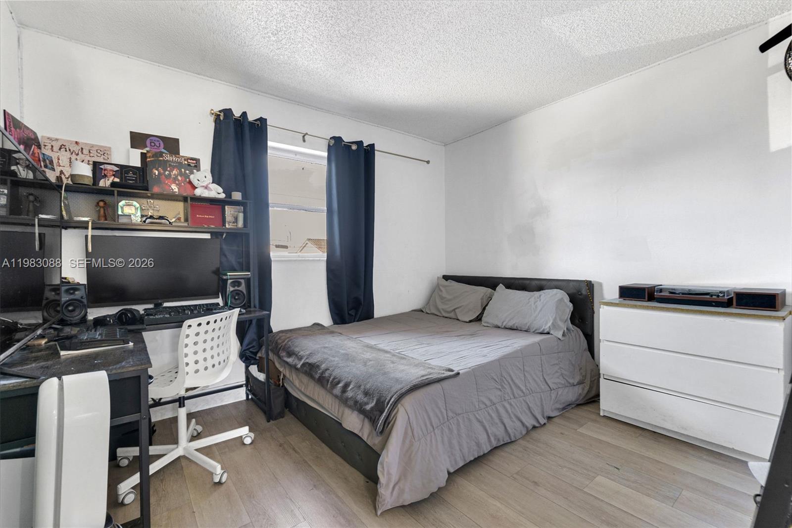 VILLAGE PARK AT OAKLAND C - Residential