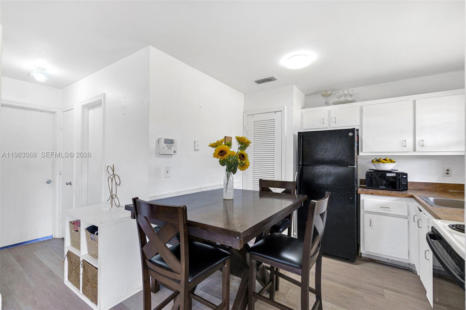 VILLAGE PARK AT OAKLAND C - Residential