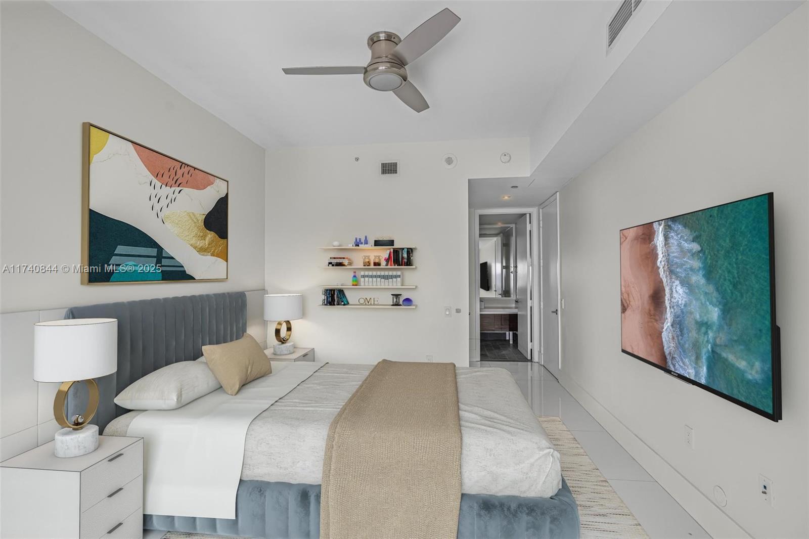 MARQUIS CONDO - Residential