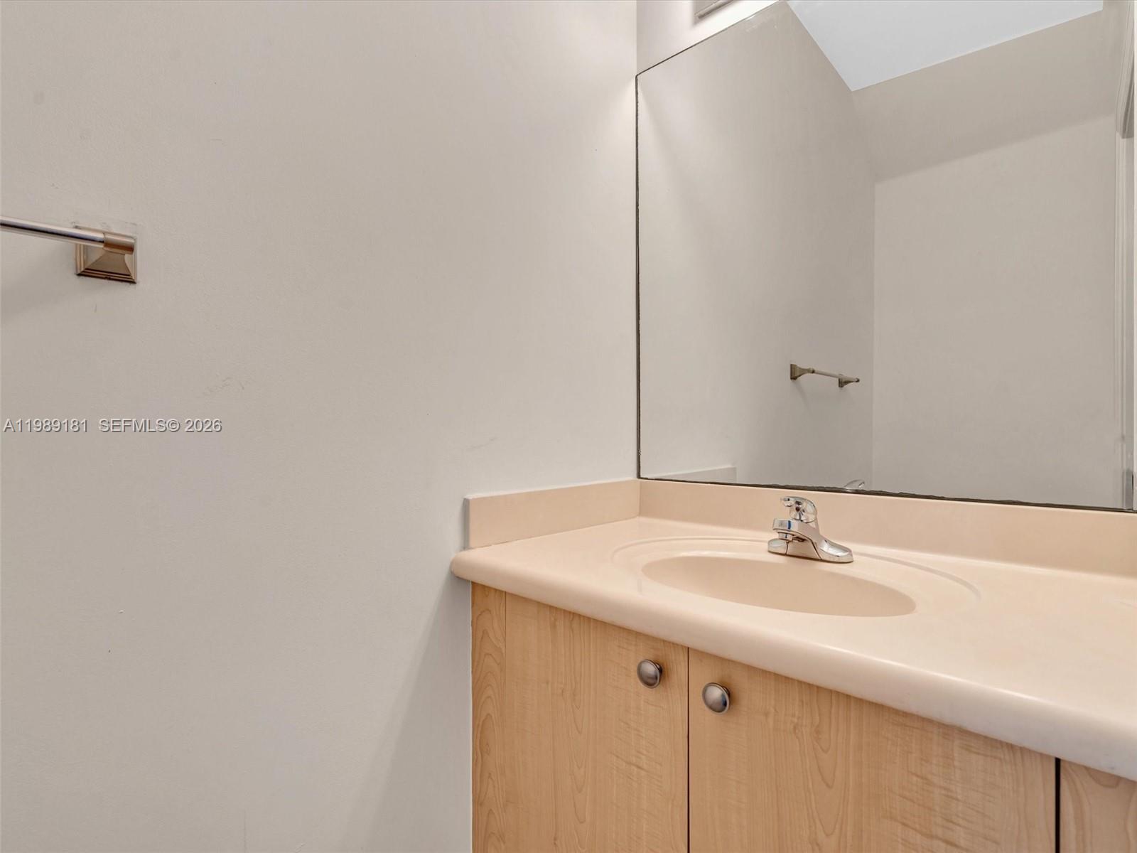 Courtyard at the Grove - Residential