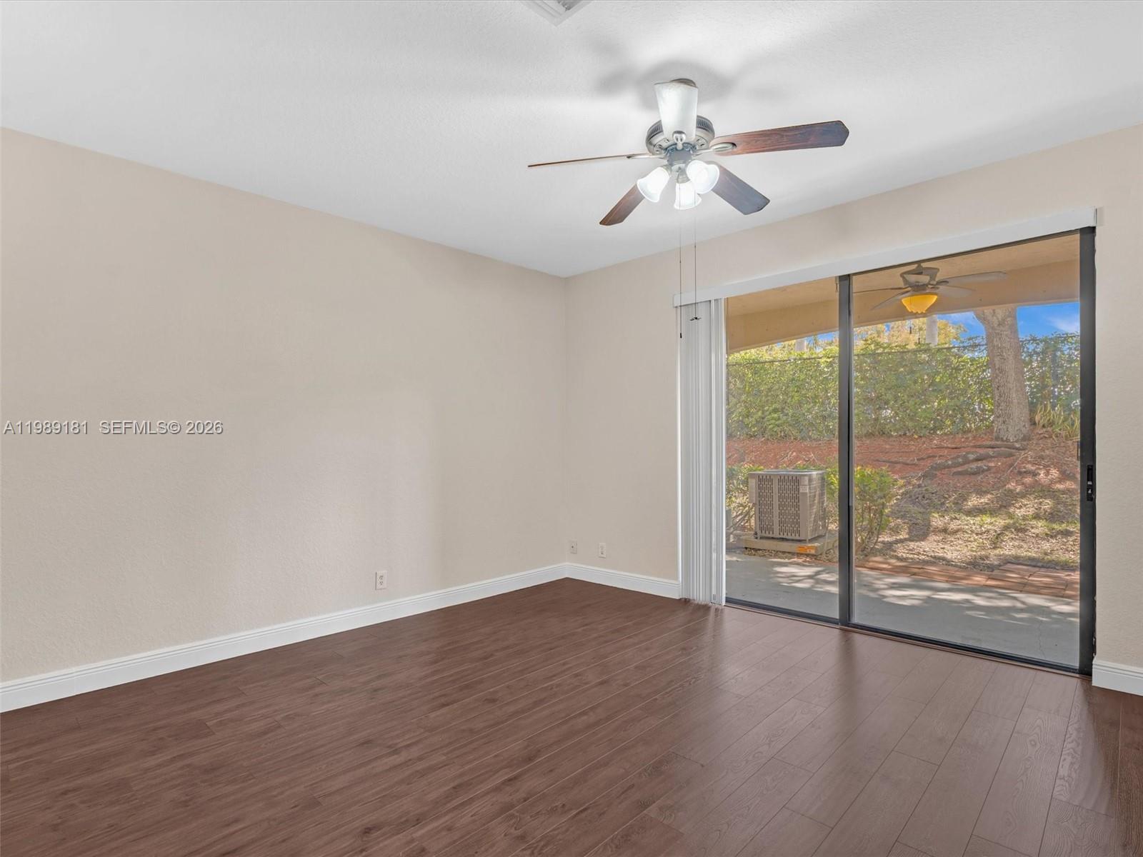 Courtyard at the Grove - Residential