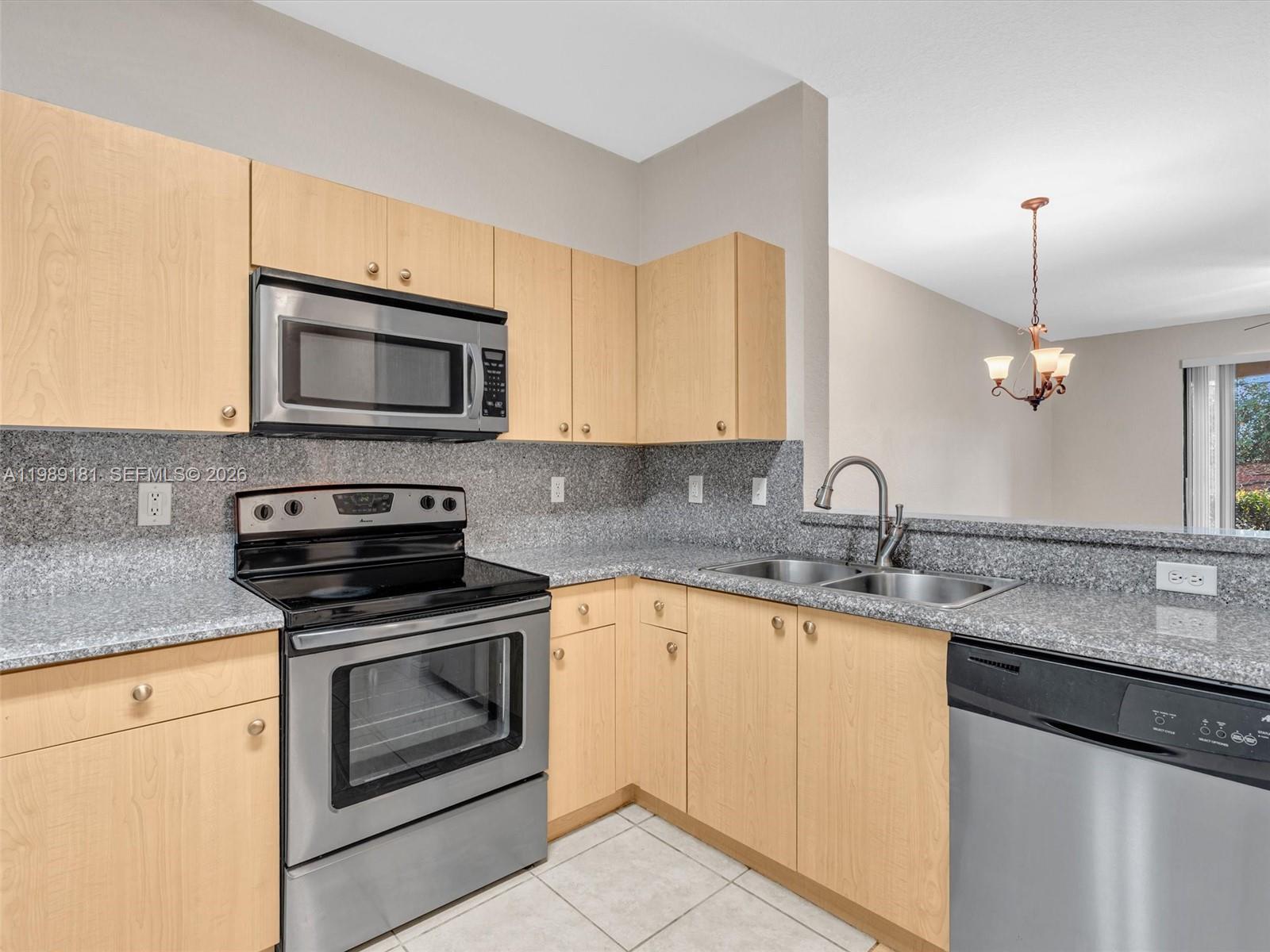 Courtyard at the Grove - Residential