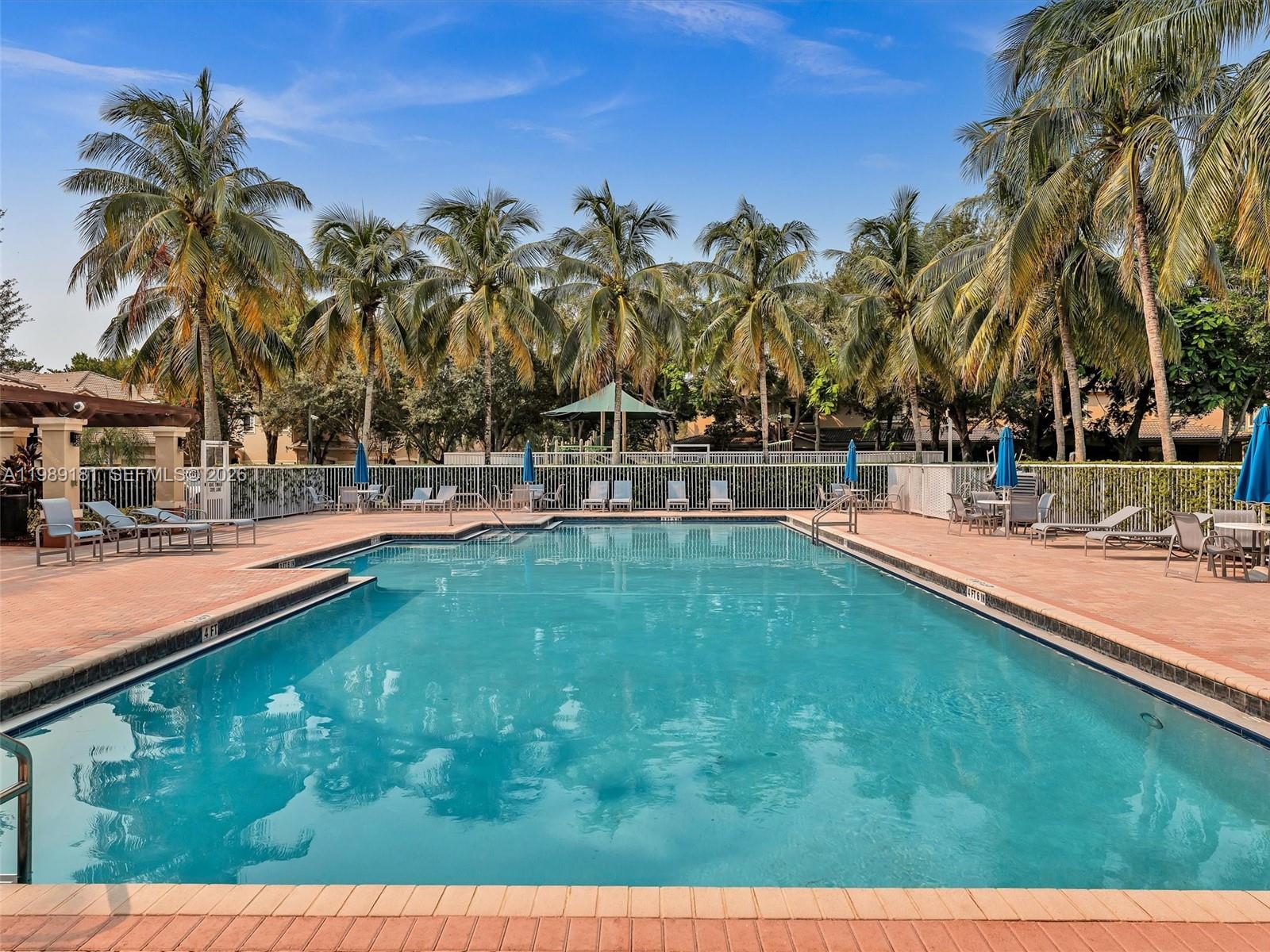 Courtyard at the Grove - Residential