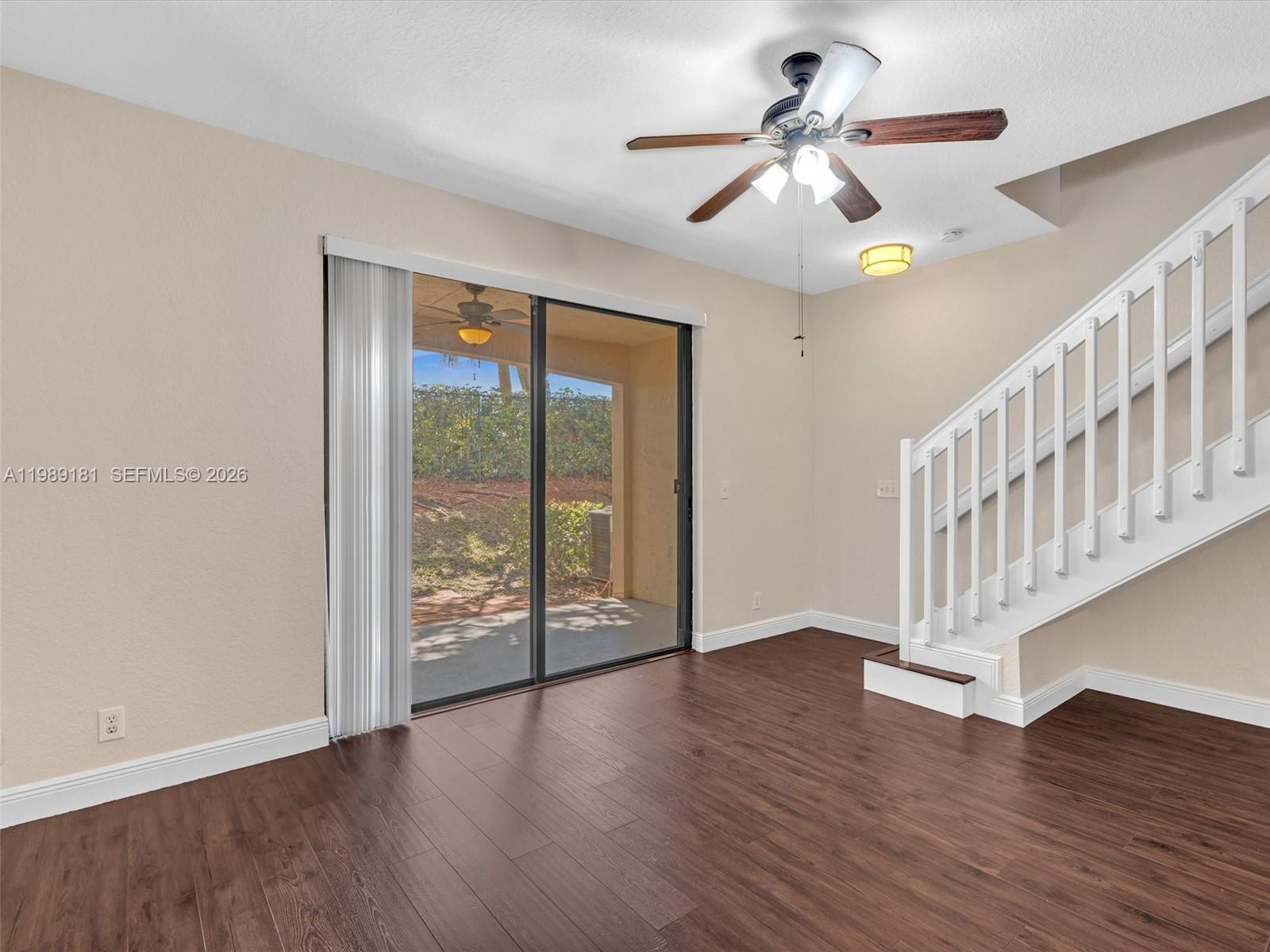 Courtyard at the Grove - Residential