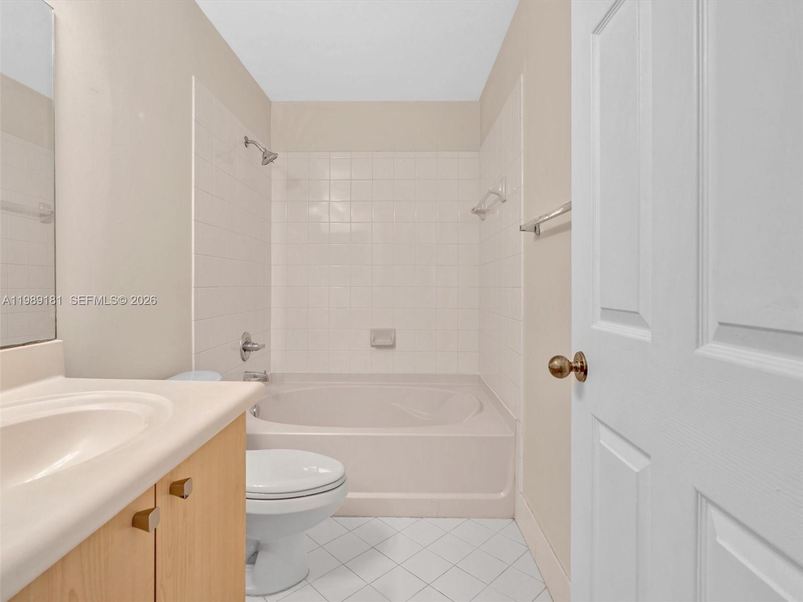 Courtyard at the Grove - Residential