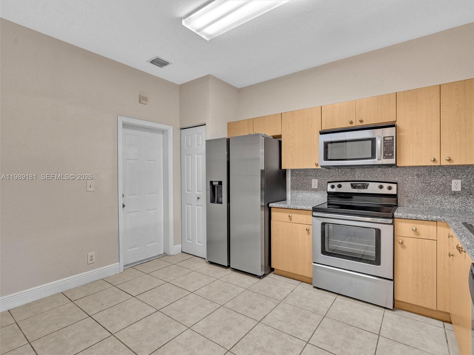 Courtyard at the Grove - Residential