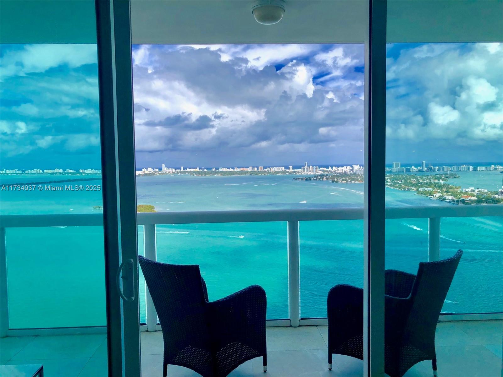 1800 N Bayshore Dr 4007