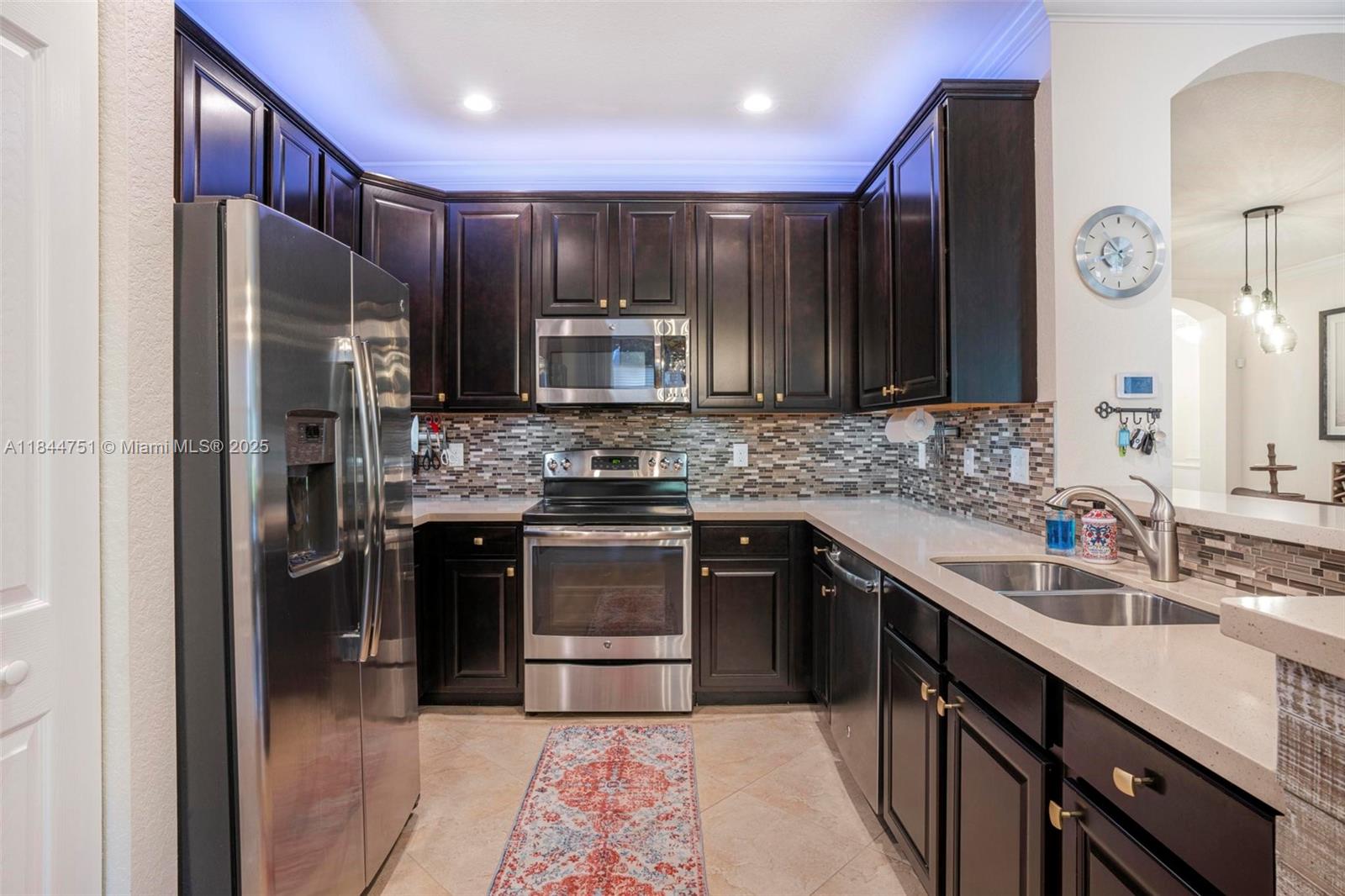 DAVIS PLAT - Residential Lease