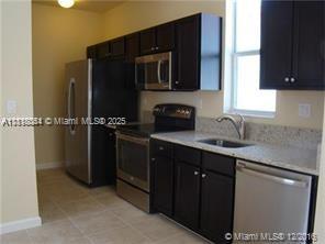17083 SW 96 St Studio