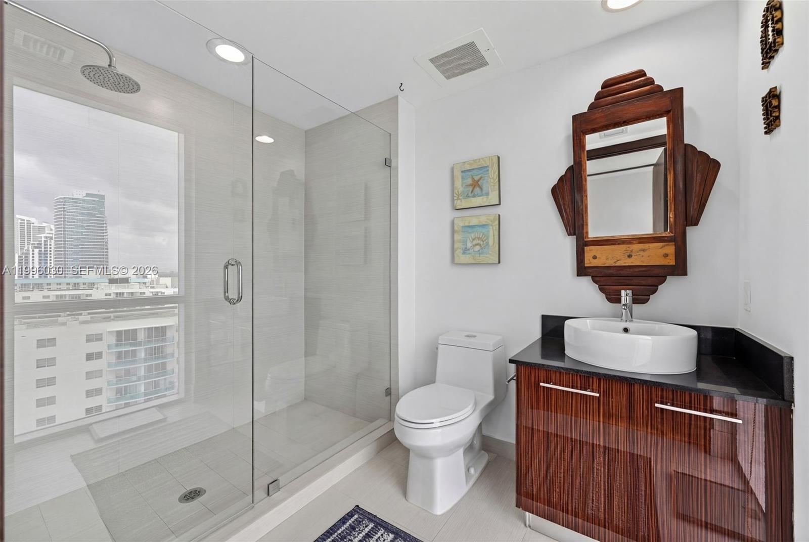 APOGEE BEACH CONDOMINIUM - Residential