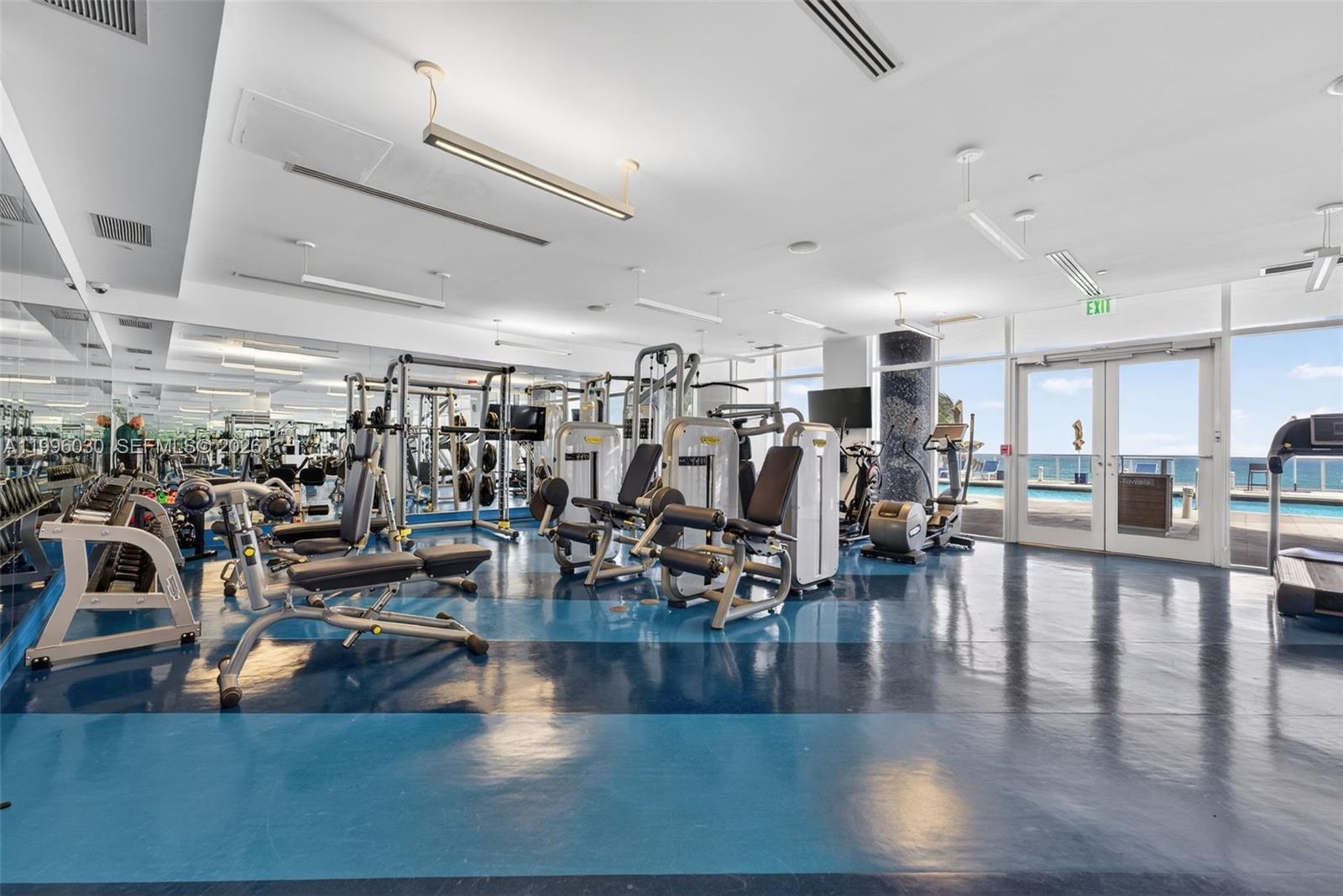 APOGEE BEACH CONDOMINIUM - Residential