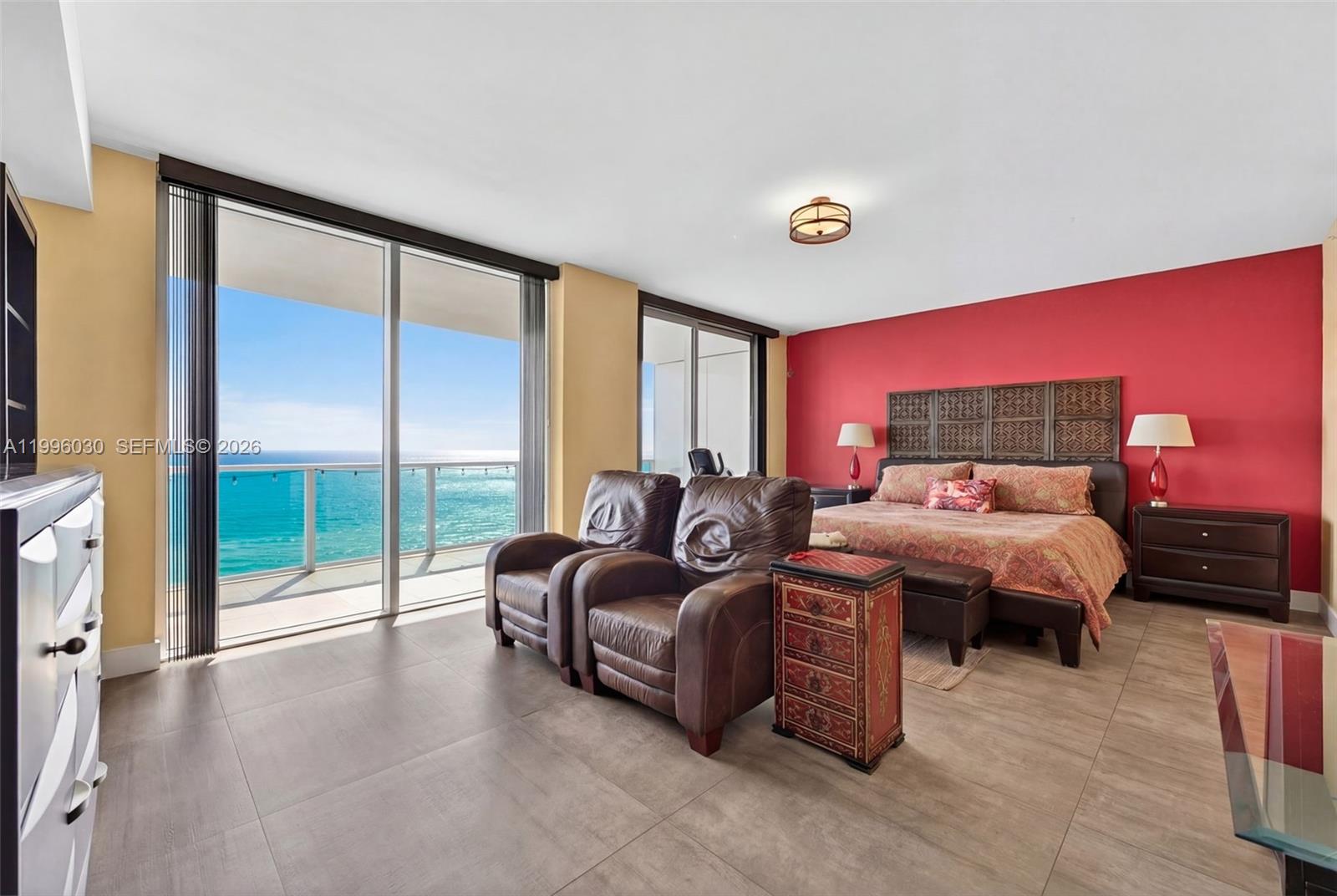 APOGEE BEACH CONDOMINIUM - Residential