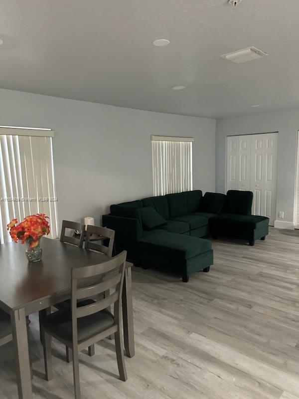 ROOSEVELT GARDENS - Residential Income