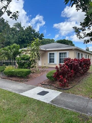 ROOSEVELT GARDENS - Residential Income