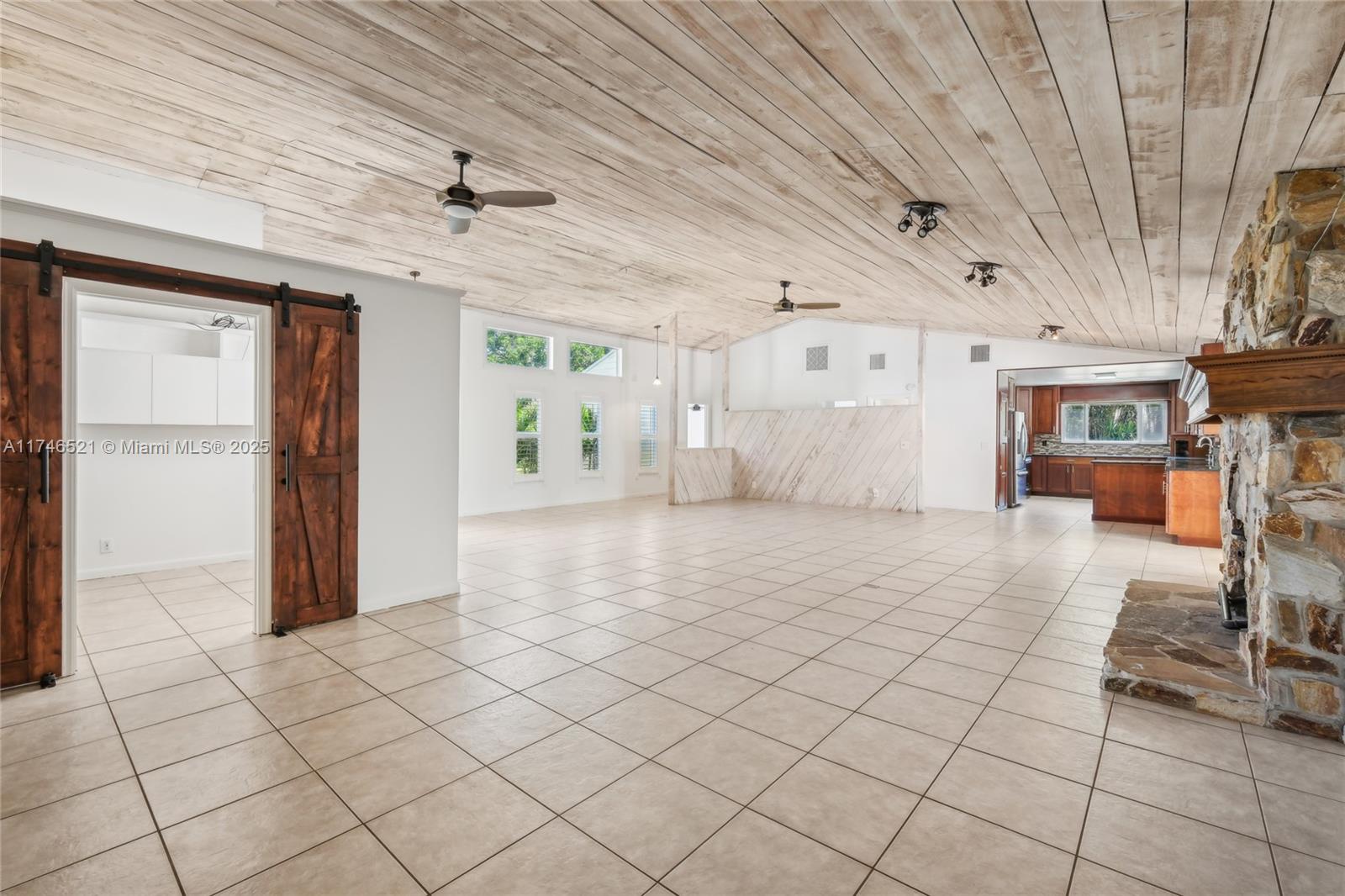 The Acreage - Residential