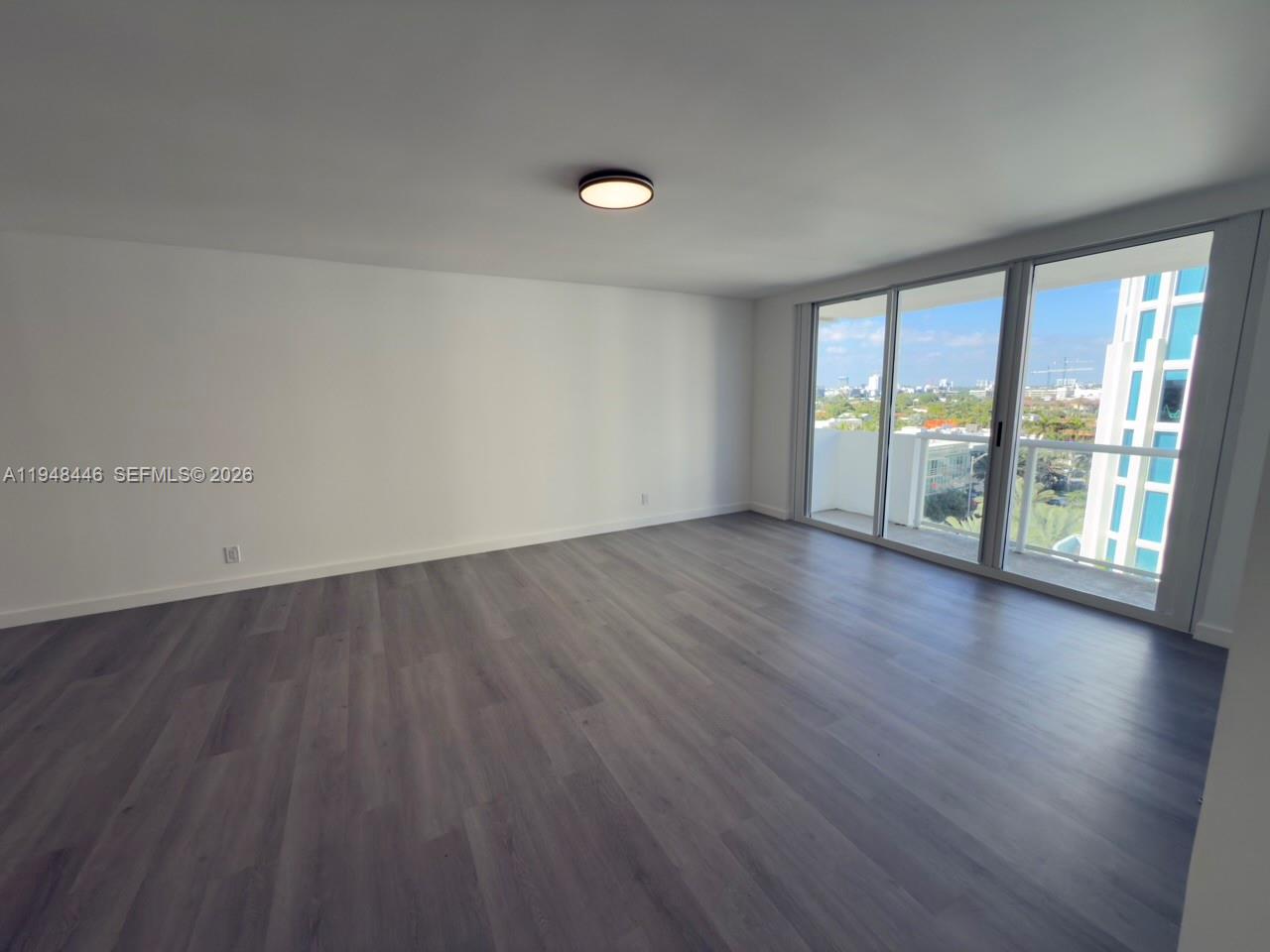 9195 NE Collins Ave 911