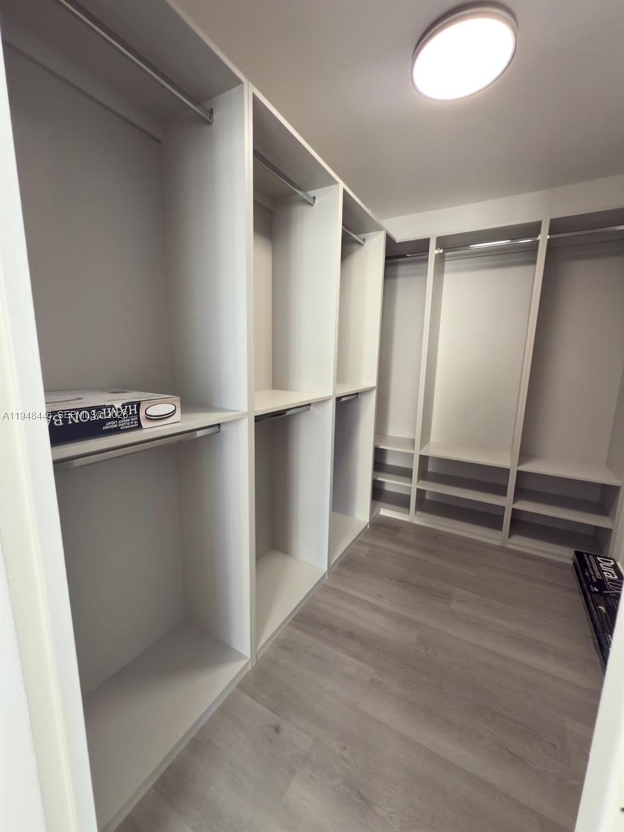 CARLISLE ON THE OCEAN CON - Residential