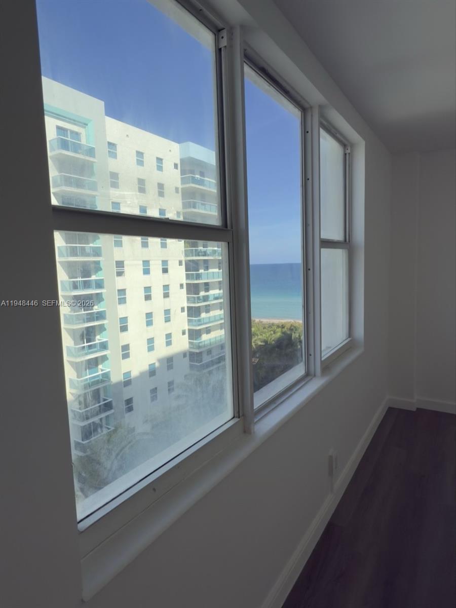 CARLISLE ON THE OCEAN CON - Residential