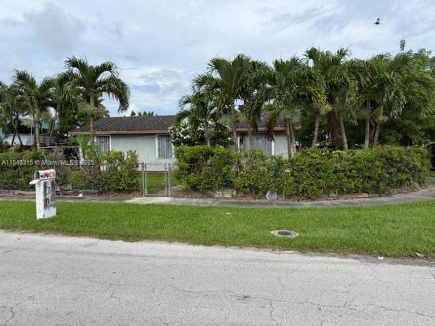 This home is part of a 6-unit portfolio—all nearby—with all units tenant-occupied on month-to-month leases, offering flexibility for investors or end users. Here’s an opportunity to purchase this single-family home in an investor-friendly area of Leisure City, Homestead. No HOA. Seller open to package or individual sales. Call for full rent roll, and financial breakdown. Don’t miss your chance to secure strong rental income in a growing market.