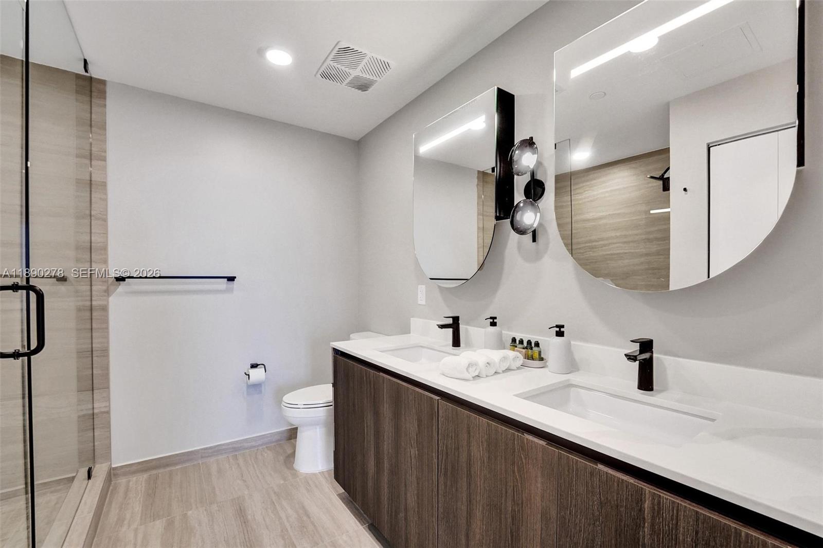 72 PARK - Residential