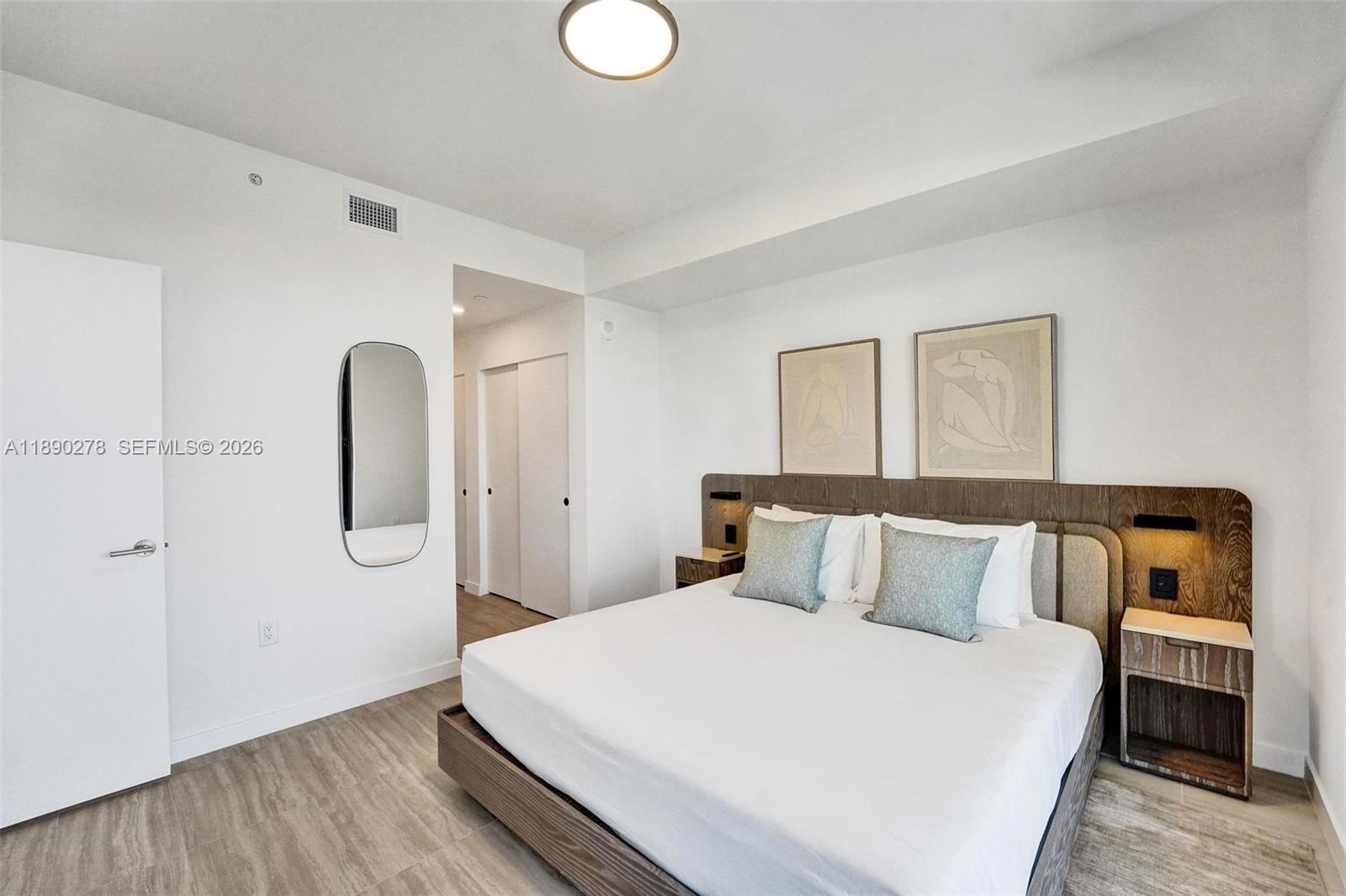 72 PARK - Residential