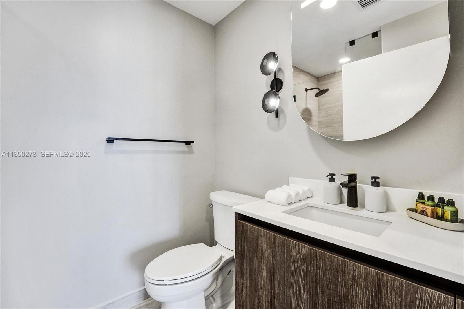 72 PARK - Residential